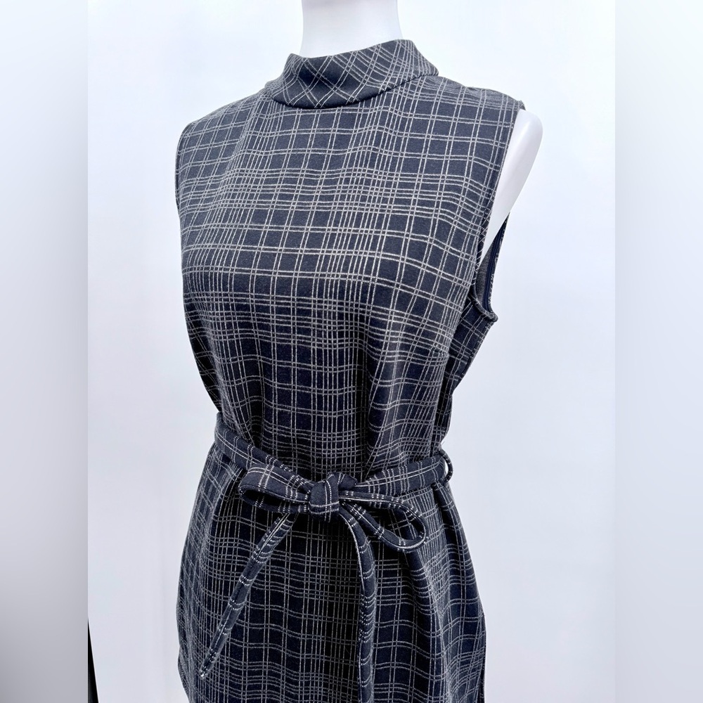 THEORY Mock Neck Tunic Structured Knit Pattern Sleeveless Top - Picture 8 of 8